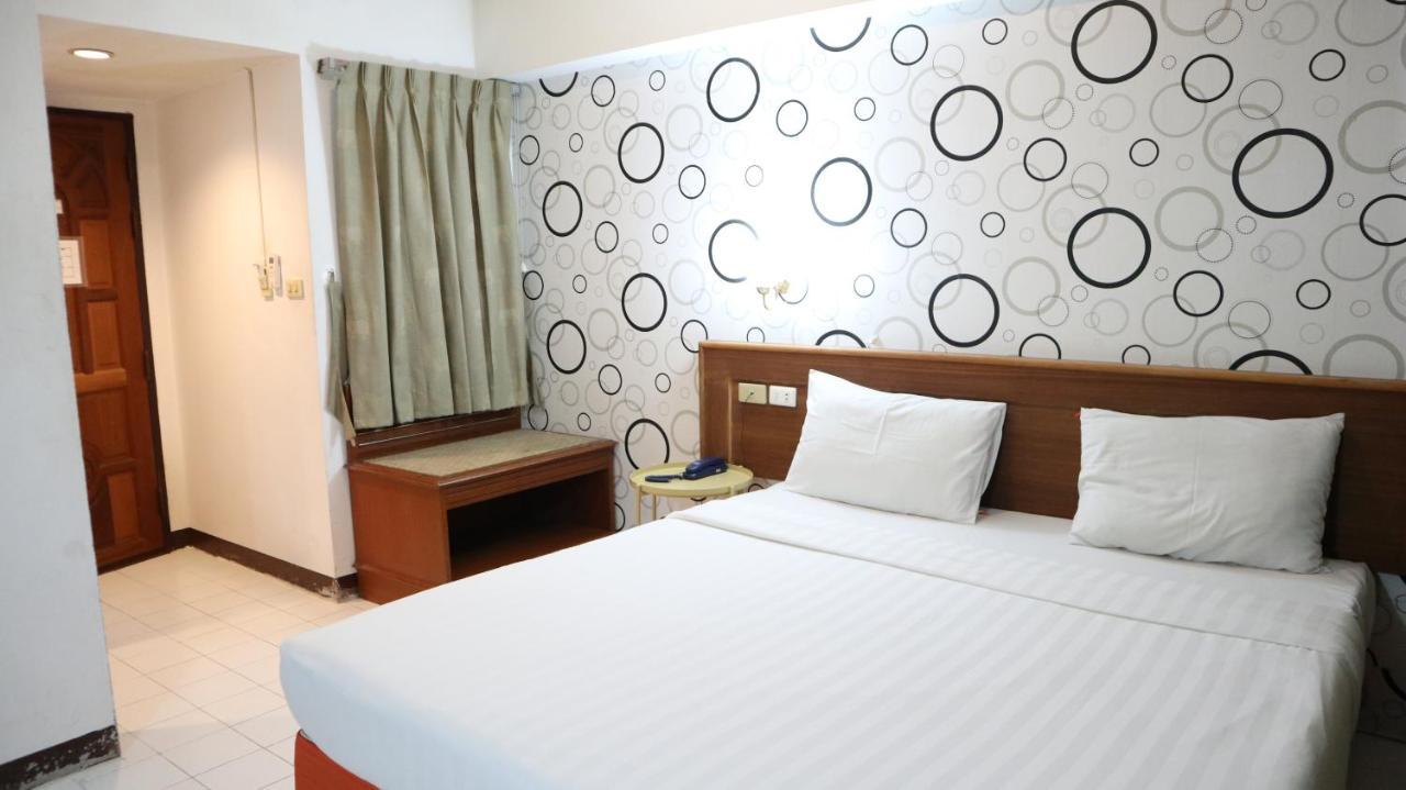 Patong Triple P Hotel Exterior foto