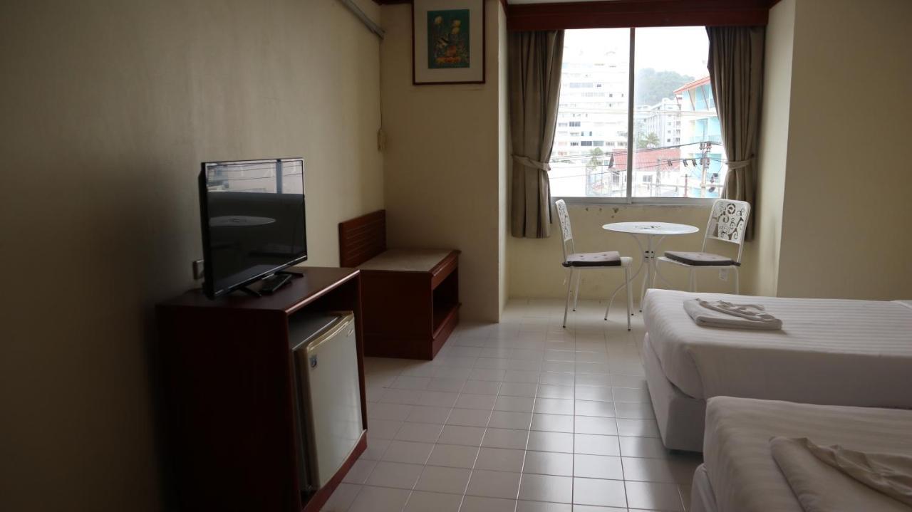 Patong Triple P Hotel Exterior foto