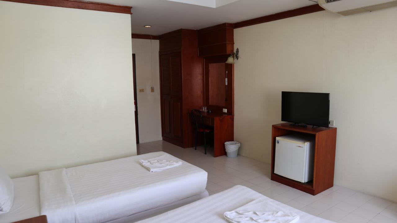 Patong Triple P Hotel Exterior foto