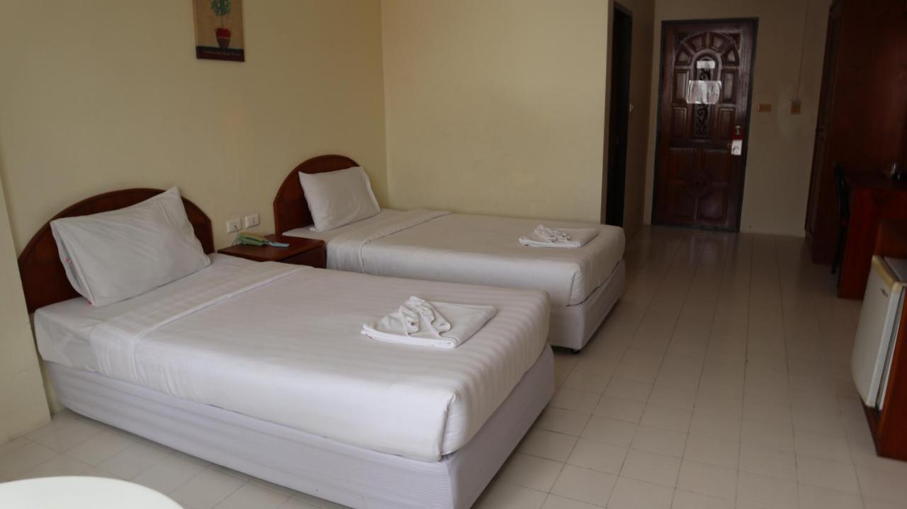 Patong Triple P Hotel Exterior foto